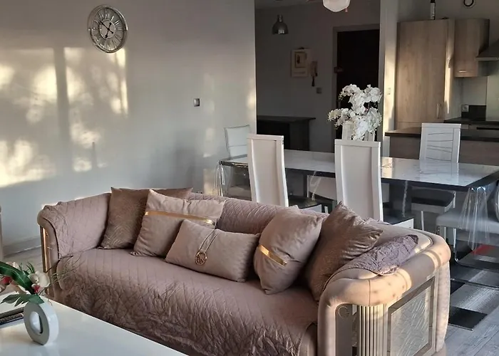 Large&superb Near Paris *