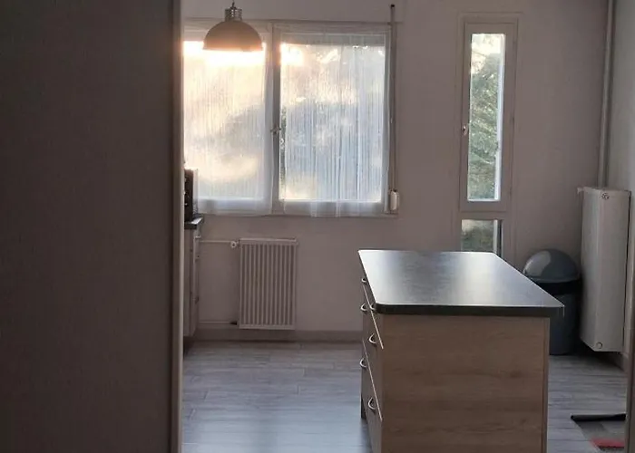 Large&superb Near Paris Appartement