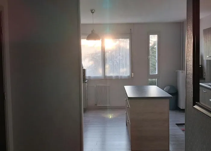 Large&superb Near Paris *